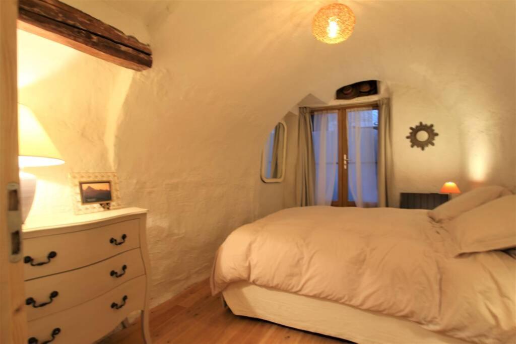 La Maison Laugier Charme, Confort, Authenticite Saint-Étienne-de-Tinée Exteriör bild